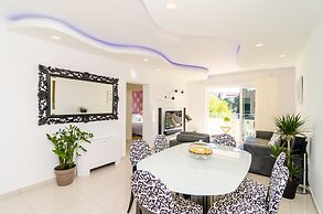Magellan Deluxe One