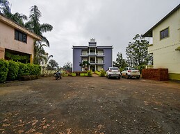 Treebo Prince Palace With Swimming Pool