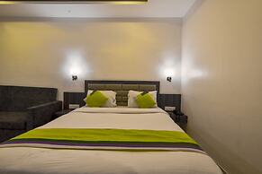 Treebo Prince Palace With Swimming Pool