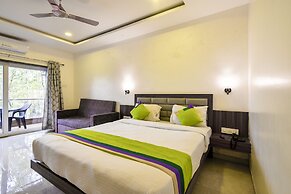 Treebo Prince Palace With Swimming Pool