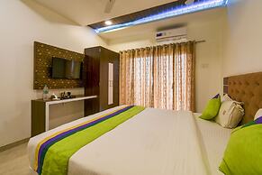 Treebo Prince Palace With Swimming Pool