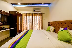 Treebo Prince Palace With Swimming Pool