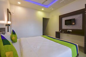 Treebo Prince Palace With Swimming Pool