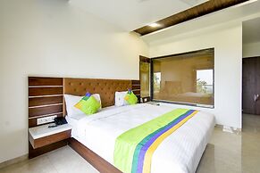Treebo Prince Palace With Swimming Pool