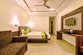 Treebo Prince Palace With Swimming Pool