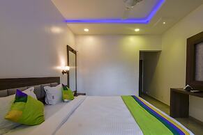 Treebo Prince Palace With Swimming Pool