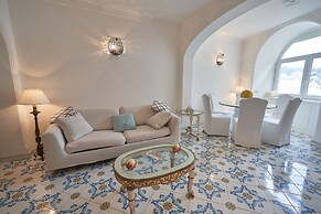 L'Abate Luxury Apartment
