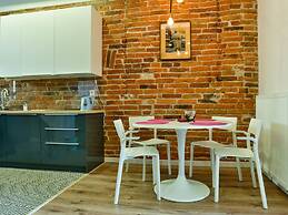 K12 Apartments