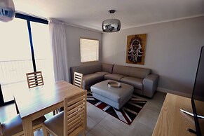 Blou Inn - Century City