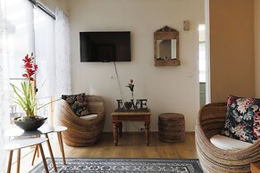 The Apartment - Öbbuhús