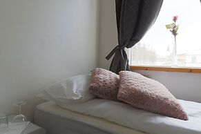The Apartment - Öbbuhús