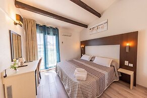 Brit Hotel Confort Helios Agde