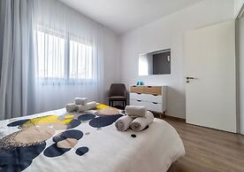 Pebble Beach Holiday Apartments