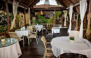 Hotel Madreselva