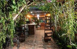 Hotel Madreselva