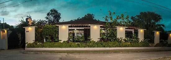 Hotel Madreselva