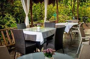Hotel Madreselva