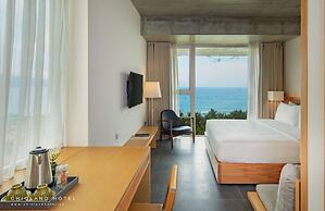 Chicland Danang Beach Hotel