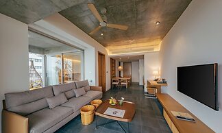 Chicland Danang Beach Hotel