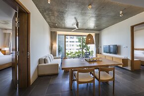 Chicland Danang Beach Hotel