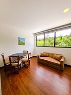 Burbi Lake Lodge Monteverde