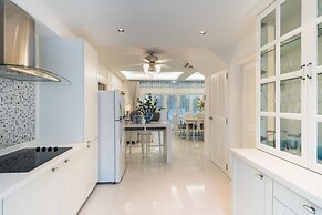 Hua Hin Beach Villa by Passionata