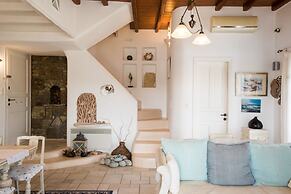 Anemoessa House