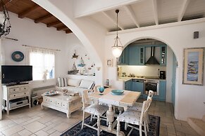 Anemoessa House