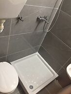 Neni Apartments