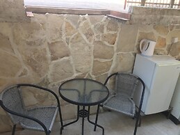 Neni Apartments