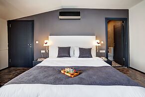 Lime Garden Hotel