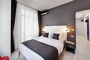 Lime Garden Hotel
