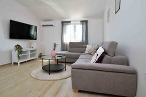 Apartments Enida