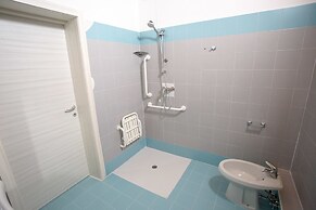 Home Hotel