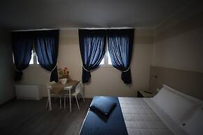 Home Hotel