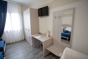 Home Hotel