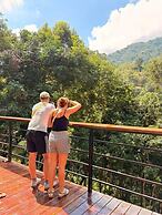 Montes De Beraka - Adults Only