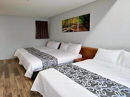 Apause Hotel