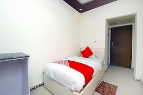 Hotel brijwasi palace