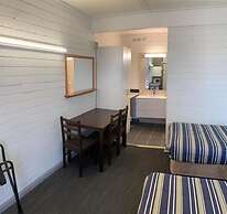 Finley Motel
