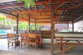 GiliPaddy Resort