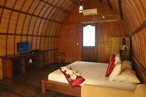 GiliPaddy Resort