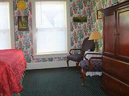 Inn on Mackinac