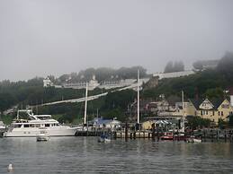 Inn on Mackinac