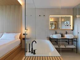 Noa Boutique Hotel