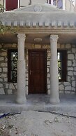 Heredot's House