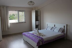 Heredot's House