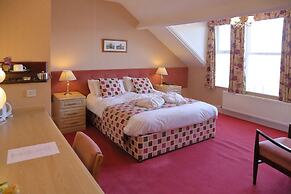 Saxonville Hotel
