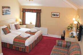 Saxonville Hotel