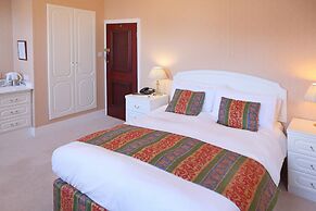 Saxonville Hotel